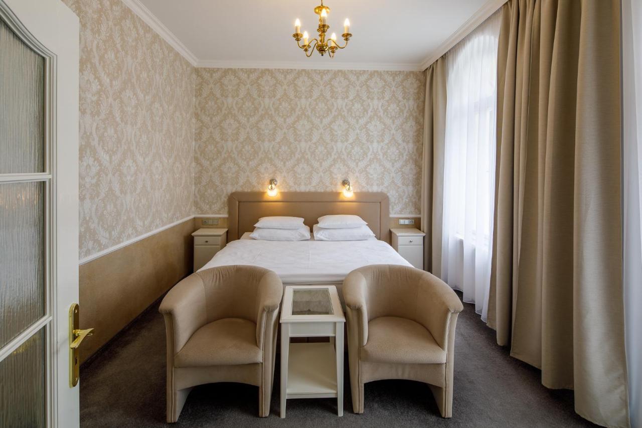 Villa Basileia Riverside Карлови Вари Екстериор снимка