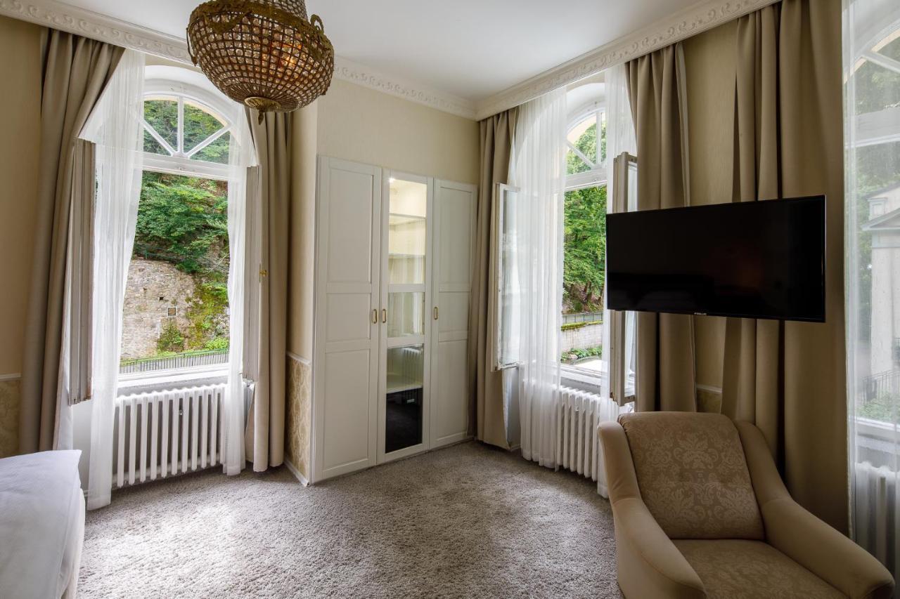 Villa Basileia Riverside Карлови Вари Екстериор снимка