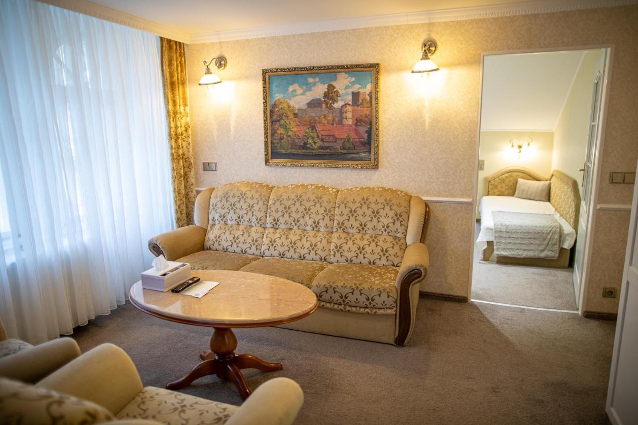Villa Basileia Riverside Карлови Вари Екстериор снимка