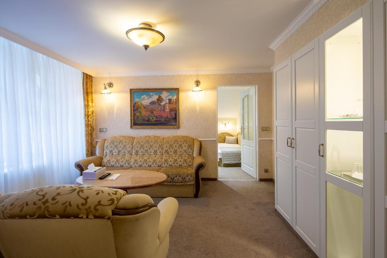 Villa Basileia Riverside Карлови Вари Екстериор снимка