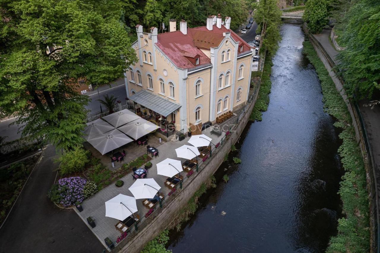 Villa Basileia Riverside Карлови Вари Екстериор снимка