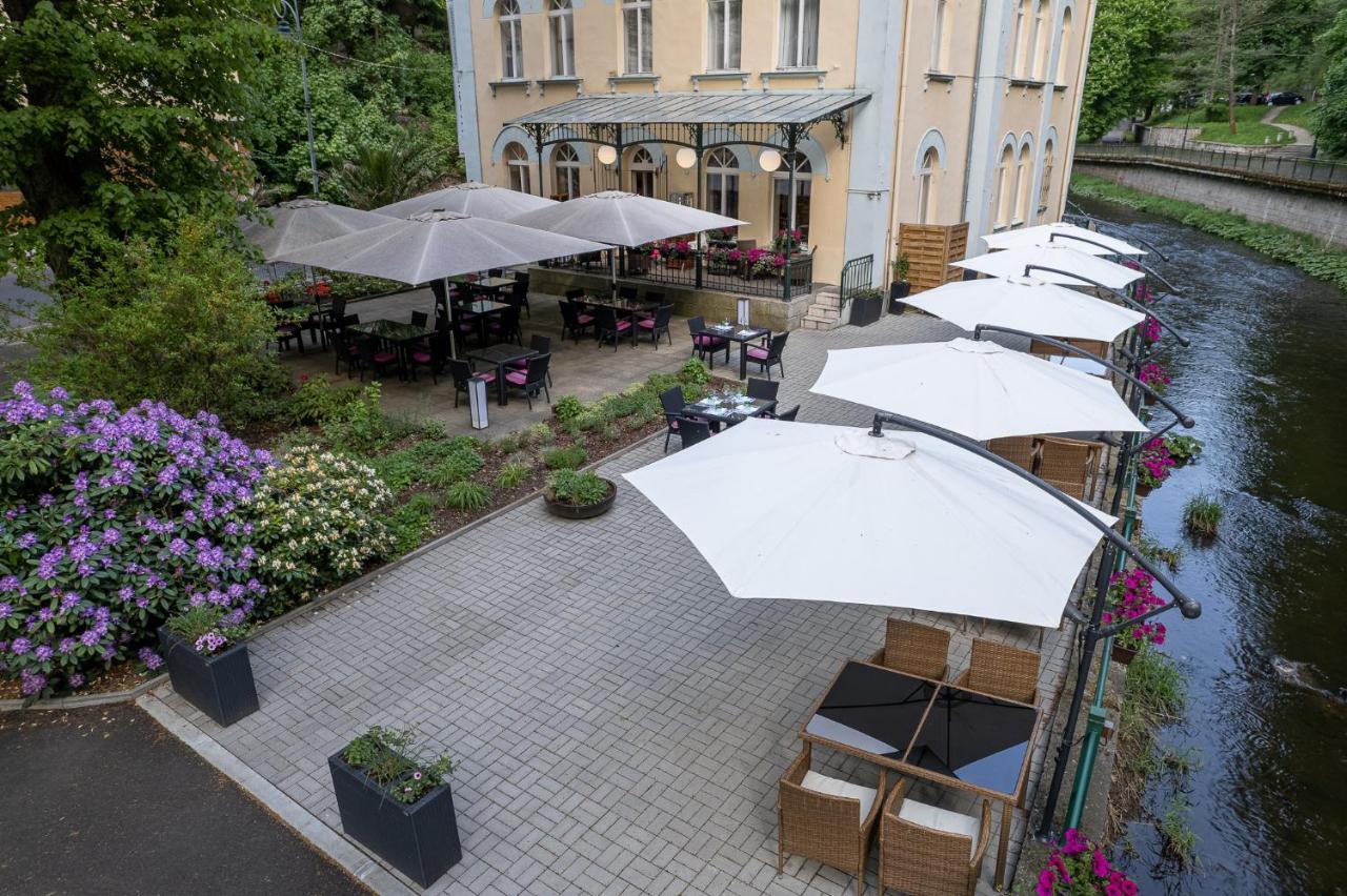 Villa Basileia Riverside Карлови Вари Екстериор снимка